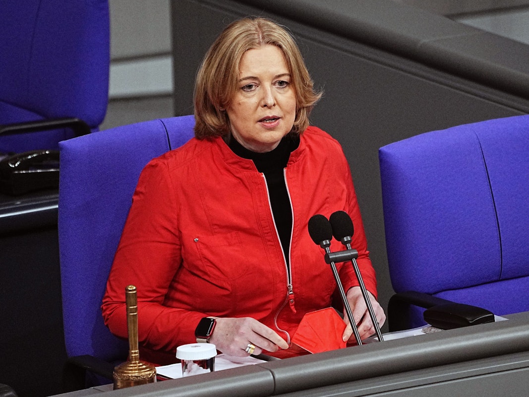 Bundestagspräsidentin Bärbel Bas, hier bei einer Sitzung am 13. Januar 2022 in Berlin, will am Wochenende nach Kyjiw reisen.
