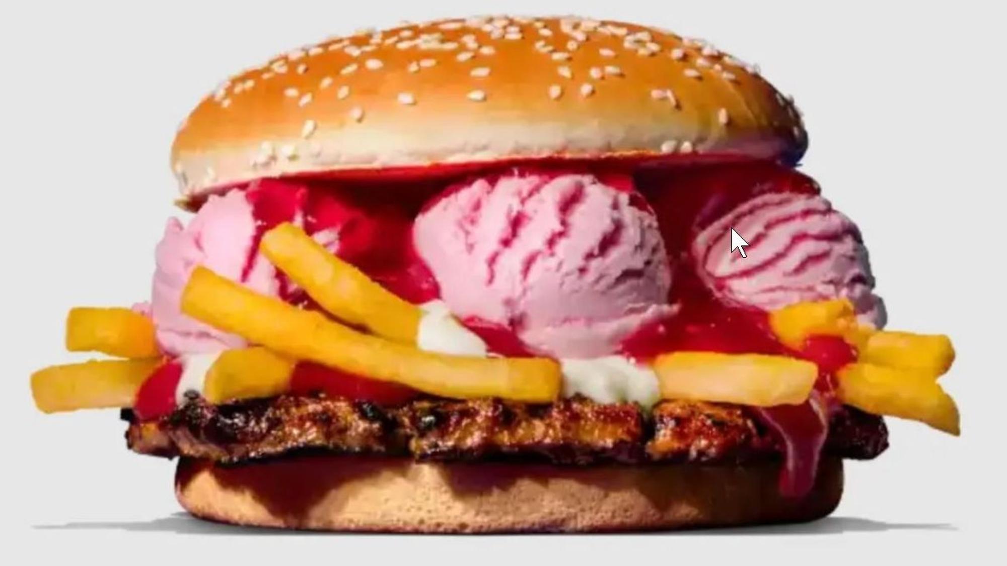 Ein Produktfoto zeigt einen Burger belegt mit Eis und Pommes.