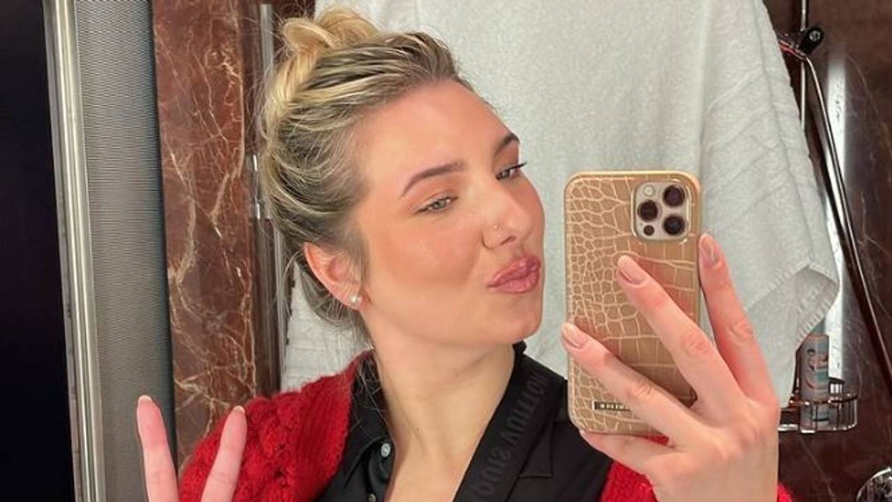 Joelina Karabas (Tochter von Danni Büchner) auf einem Instagram-Selfie vom 6. Februar 2022
Screenshot zur Berichterstattung erstellt
Foto: Instagram/joelinakrbs