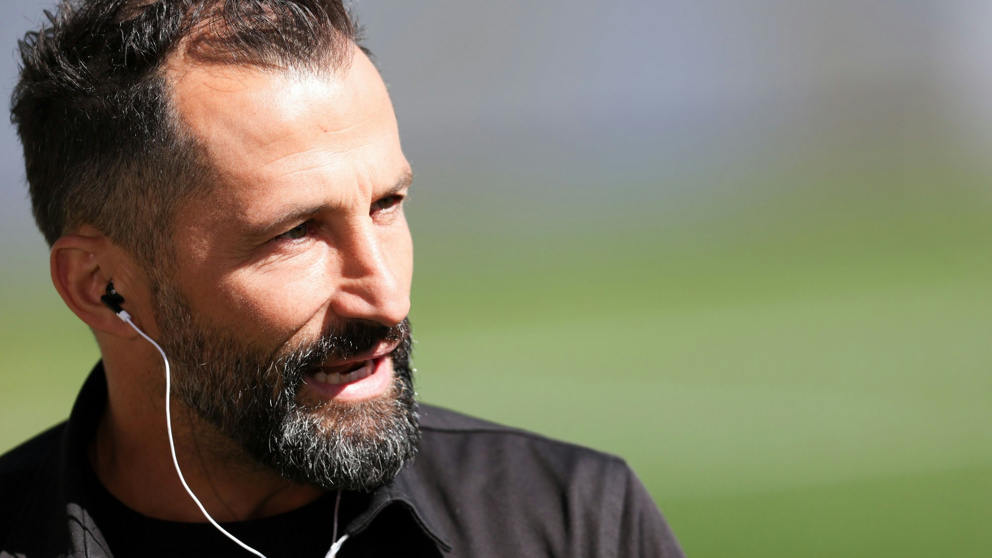 Der Sohn von Sportdirektor Hasan Salihamidzic hat sich auf Twitter über Transfers vom FC Bayern geäußert. Das Bild wurde am 17. April 2022 aufgenommen.