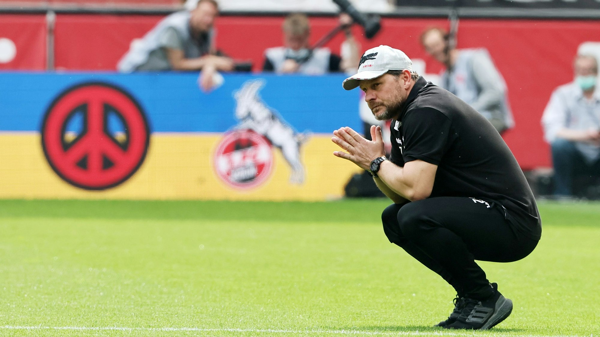 Steffen Baumgart vor dem Spiel gegen den VfL Wolfsburg.