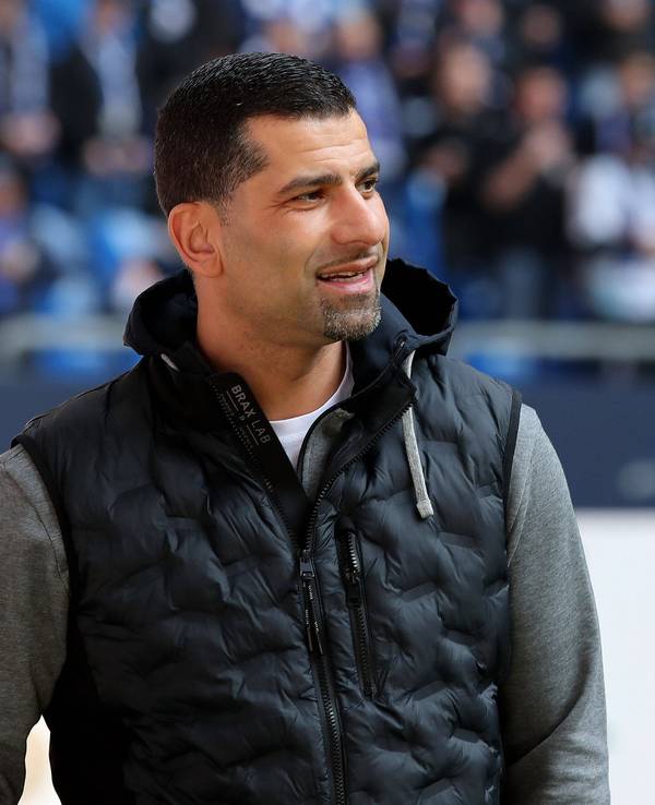 Dimitrios Grammozis steht im Stadion