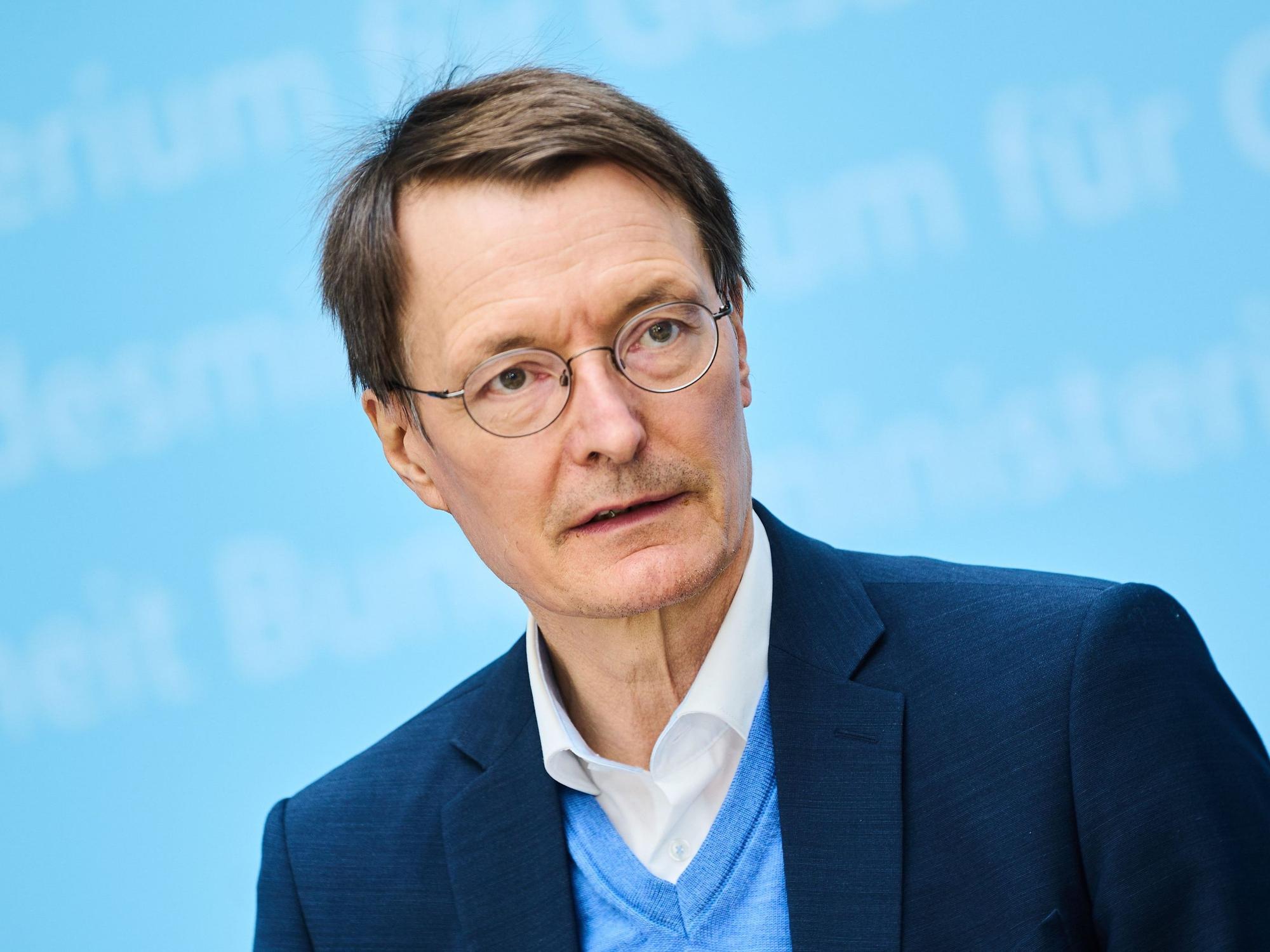 Karl Lauterbach (hier am 2. Mai) hat sich deutlich gegen die Maßnahme ausgesprochen.