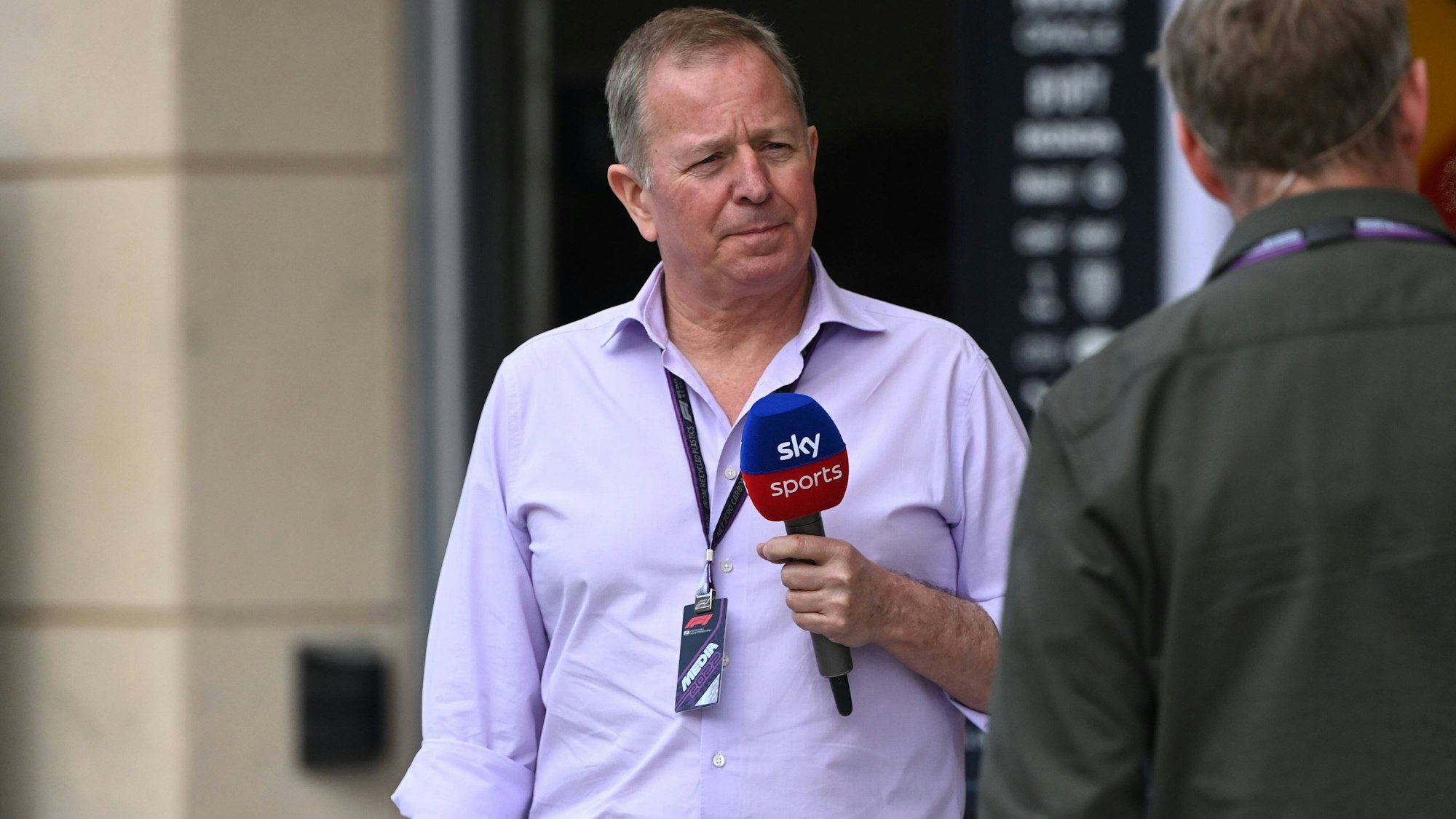 Martin Brundle, hier beim GP von Bahrain am 17. März 2022, sorgte beim GP von Miami am Sonntag, 8. Mai 2022, für einen skurrilen TV-Moment.