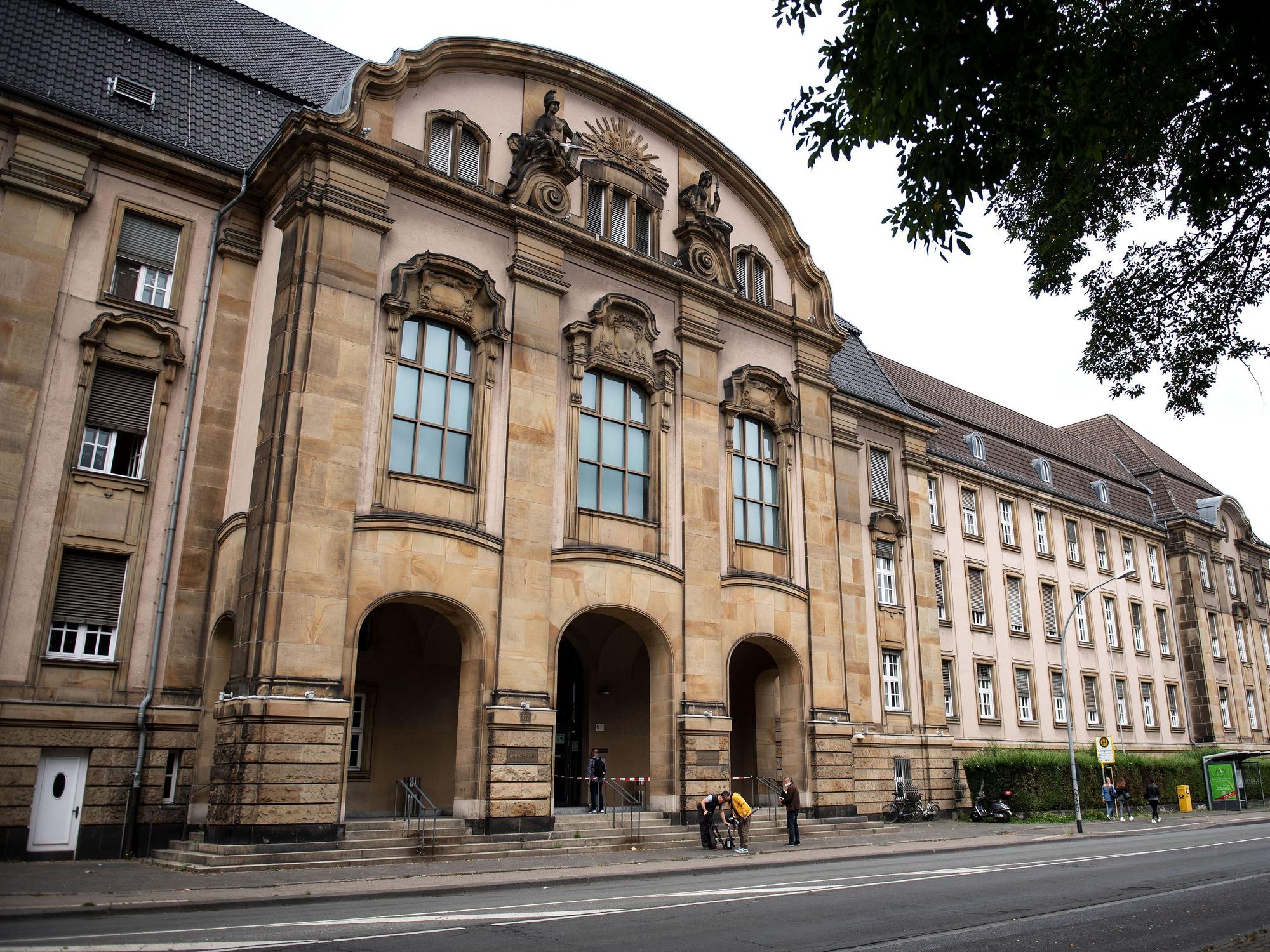 Das Bild zeigt das Landgericht in Mönchengladbach, das zugleich auch Sitz des Amtsgericht ist.
