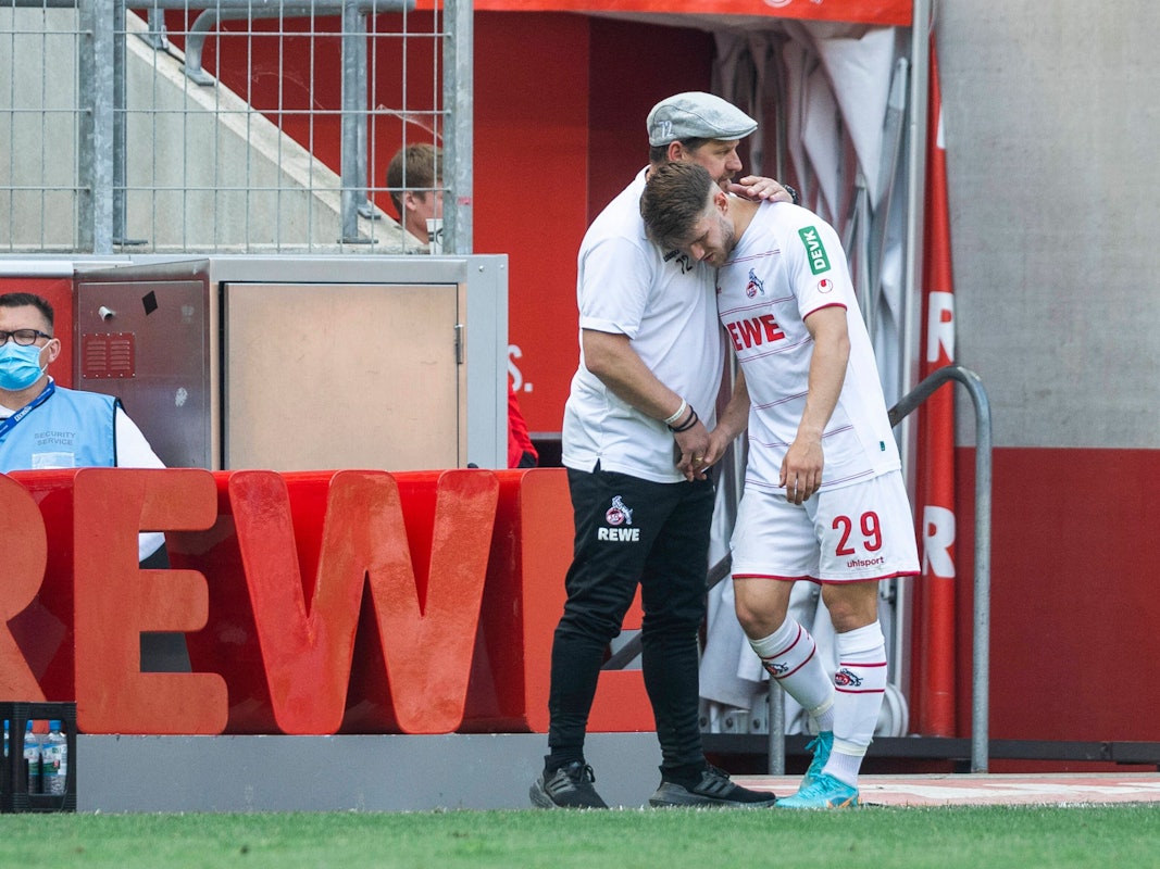 Jan Thielmann hat sich bei der 0:1-Niederlage gegen den VfL Wolfsburg (7. Mai 2022) eine Bänderverletzung zugezogen.