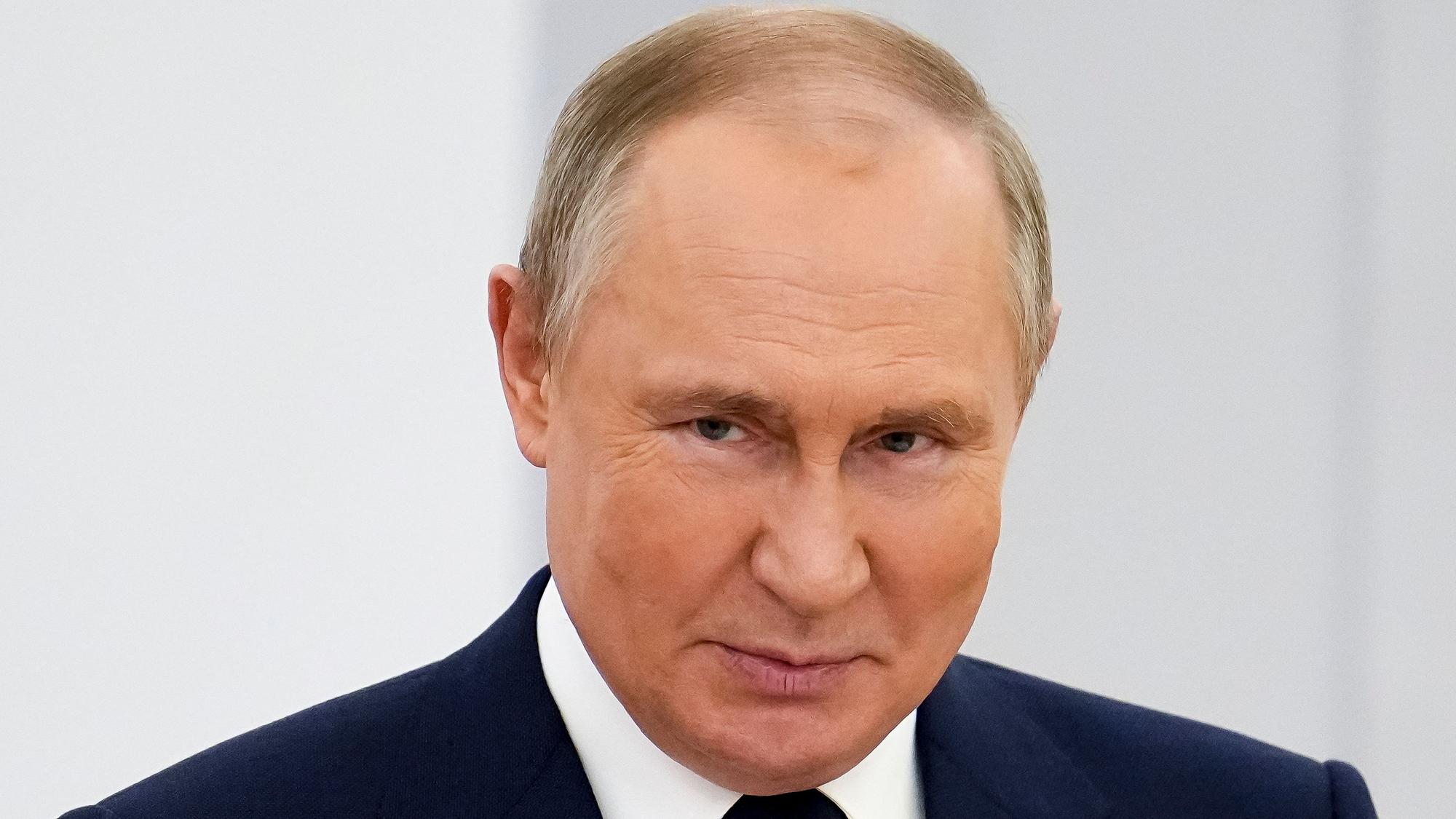 Finnland spricht sich für einen unverzüglichen Beitritt in die Nato aus. Das wäre eine empfindliche Niederlage für Russlands Präsident Wladimir Putin (hier Ende April 2022).