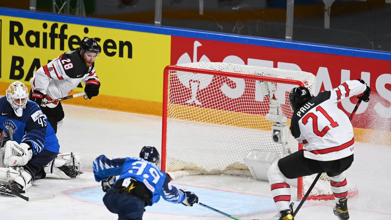 Nick Paul trifft im Finale der Eishockey-WM zum 3:2 für Kanada gegen Finnland
