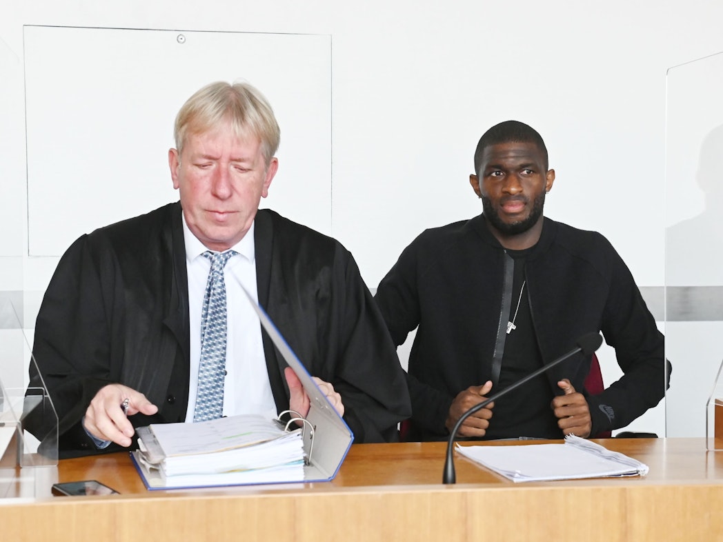 Anthony Modeste als Kläger vor dem Landgericht Bonn.