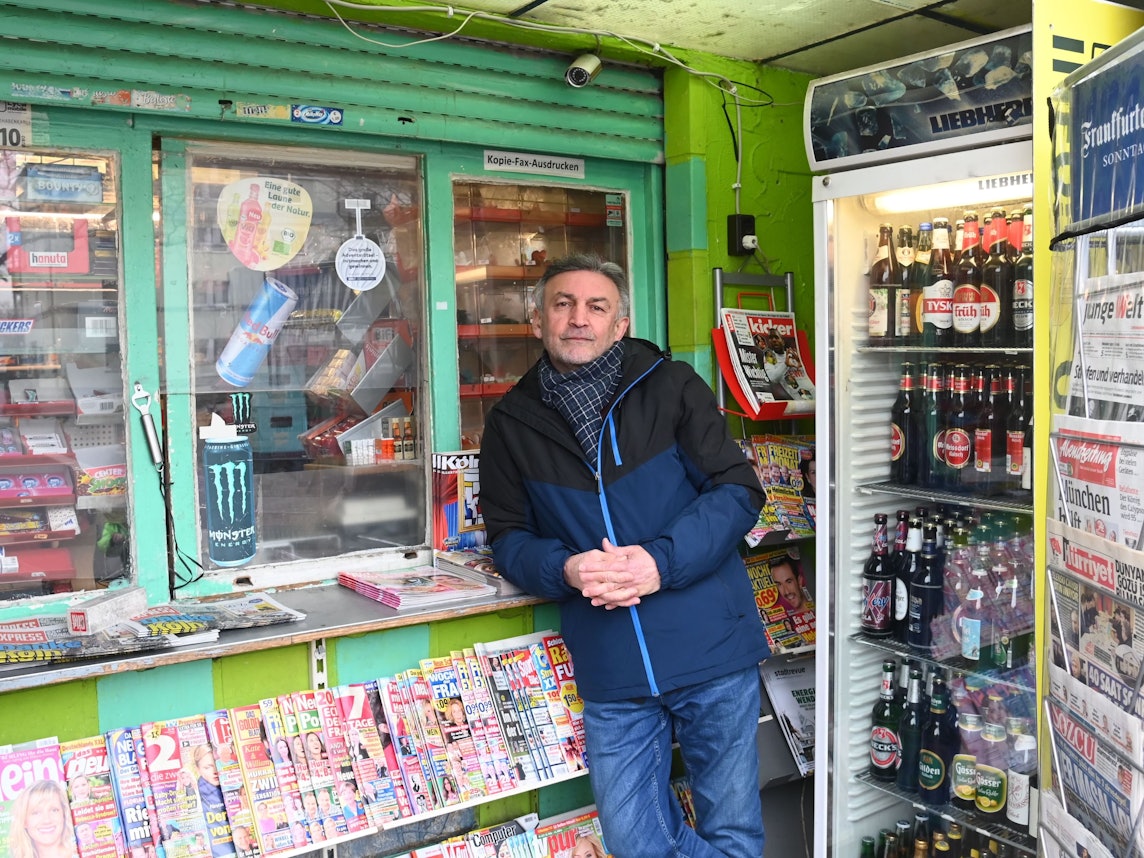 Der Kiosk von Bob Motamedi befindet sich auf dem Auerbachplatz.