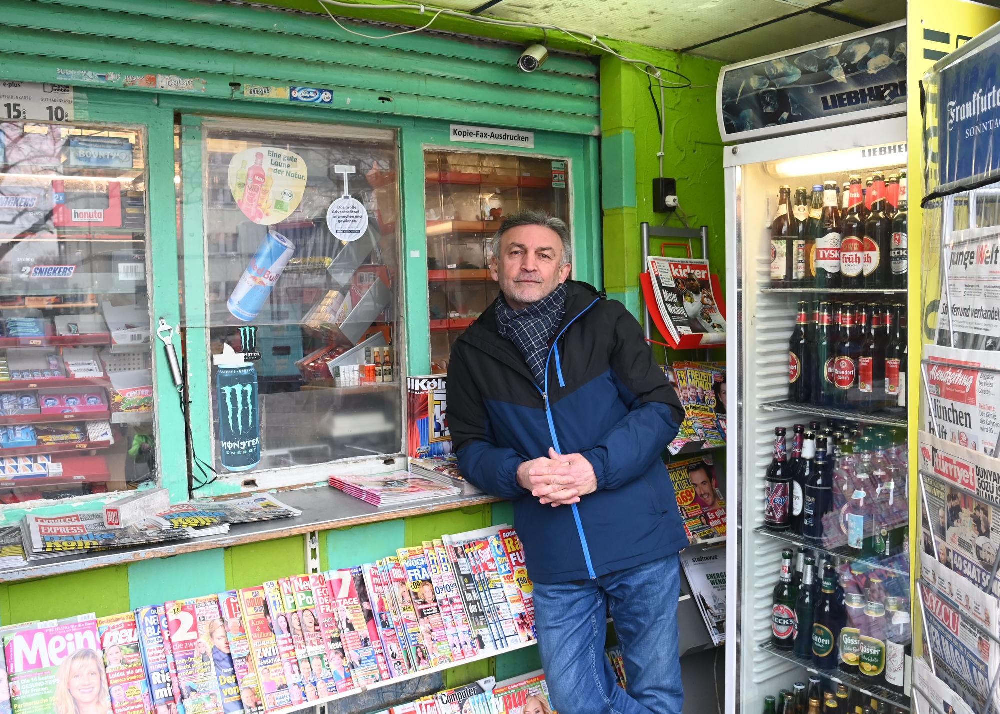 Der Kiosk von Bob Motamedi befindet sich auf dem Auerbachplatz.