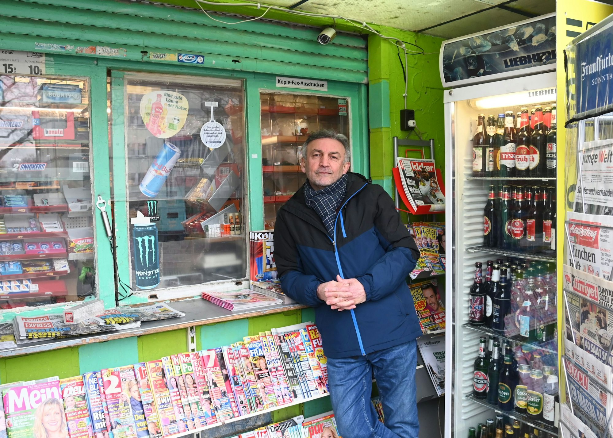 Der Kiosk von Bob Motamedi befindet sich auf dem Auerbachplatz.