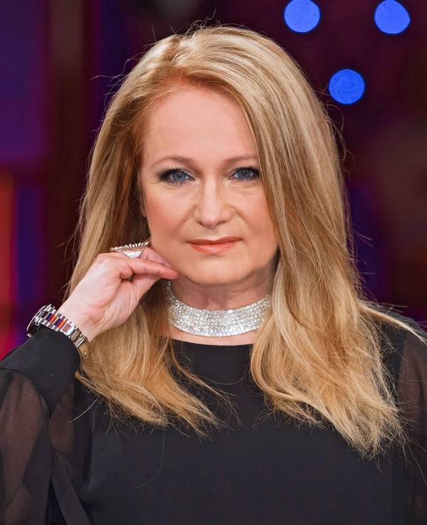 Sängerin Nicole Seibert, hier anlässlich der Aufzeichnung der MDR Talkshow „Riverboat“ im Mai 2017