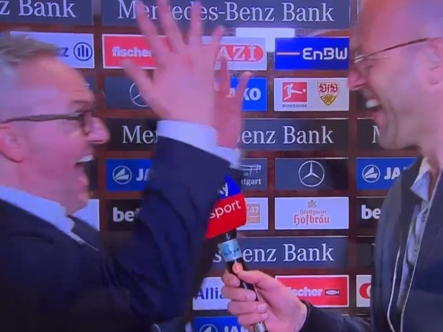 Alexander Wehrle jubelt beim Intrerview mit Sky-Reporter Patrick Wasserziehr.