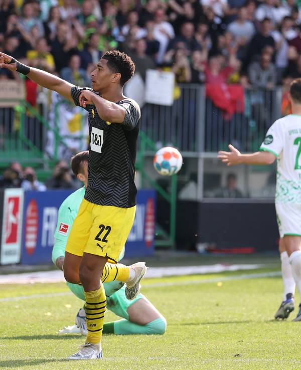BVB-Star Jude Bellingham, hier während der Bundesliga-Partie gegen Greuther Fürth am 7. Mai 2022, sprach in puncto Zukunft nun Klartext.