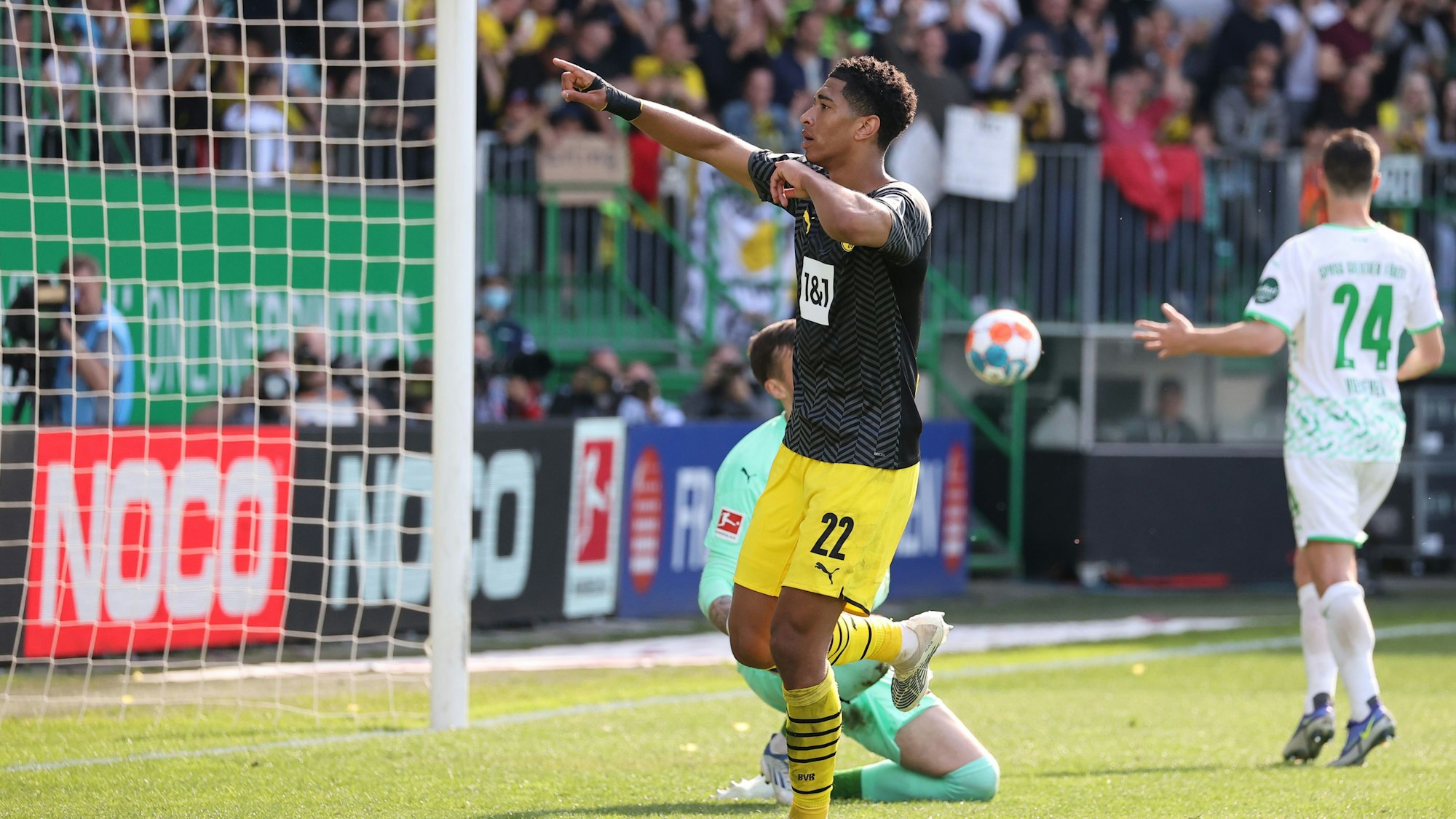 BVB-Star Jude Bellingham, hier während der Bundesliga-Partie gegen Greuther Fürth am 7. Mai 2022, sprach in puncto Zukunft nun Klartext.
