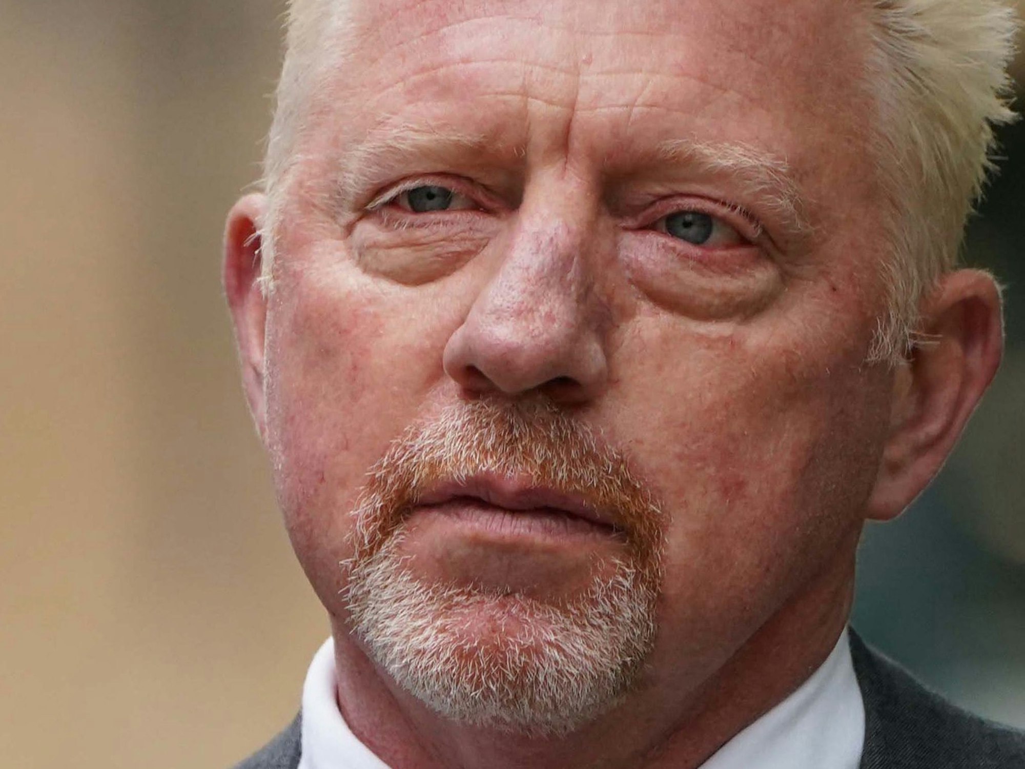 Boros Becker, hier bei seiner Strafmaßverkündung am 29. April in London, sitzt aktuell im Gefängnis.