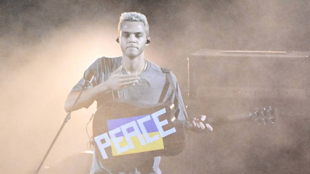 Sänger Malik Harris bei seinem Auftritt beim Eurovision Song Contest 2022.
