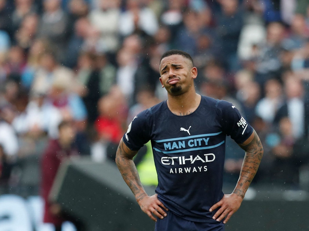 Nicht das gewünschte Ergebnis. Nach dem Unentschieden gegen West Ham United ist Gabriel Jesus nicht zufrieden mit der Leistung.