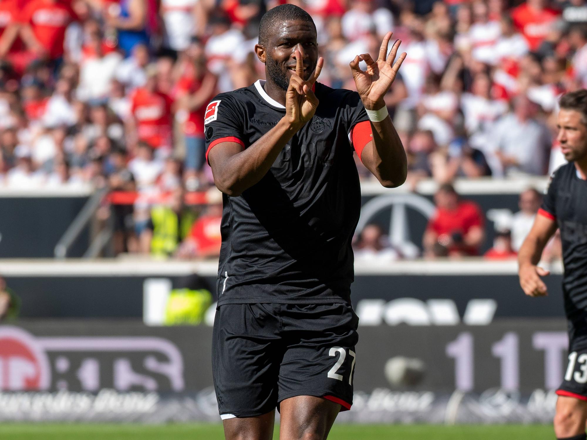 Anthony Modeste trifft für den 1. FC Köln gegen Stuttgart.