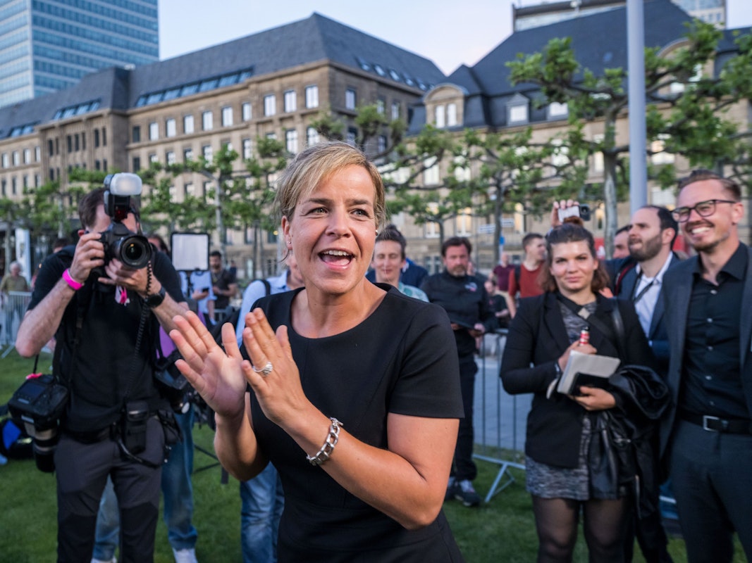 Mona Neubaur freut sich über den Erfolg der Grünen in NRW.