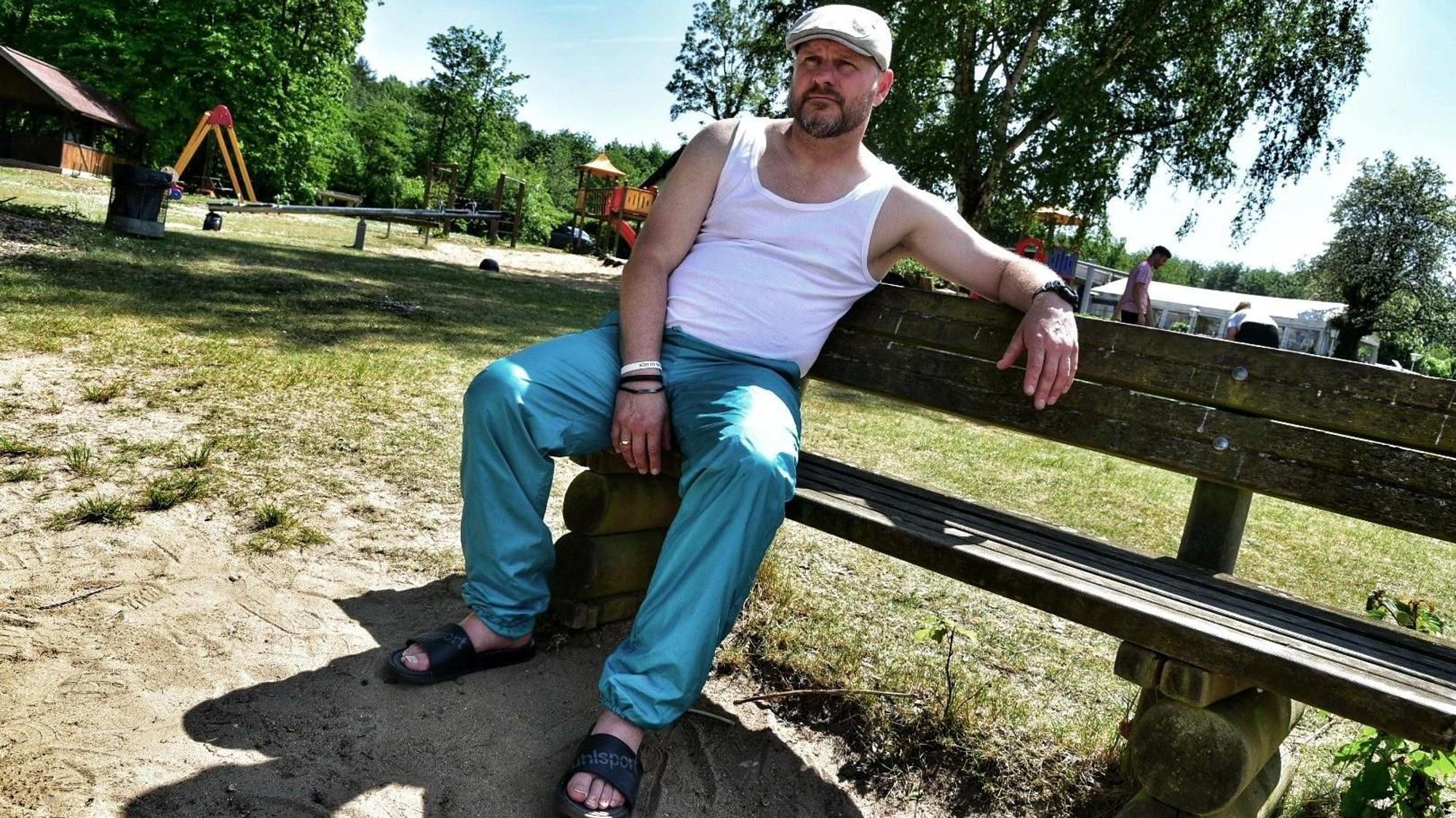 Steffen Baumgart bei den Dreharbeiten zu Geschichten aus dem Grüngürtel.