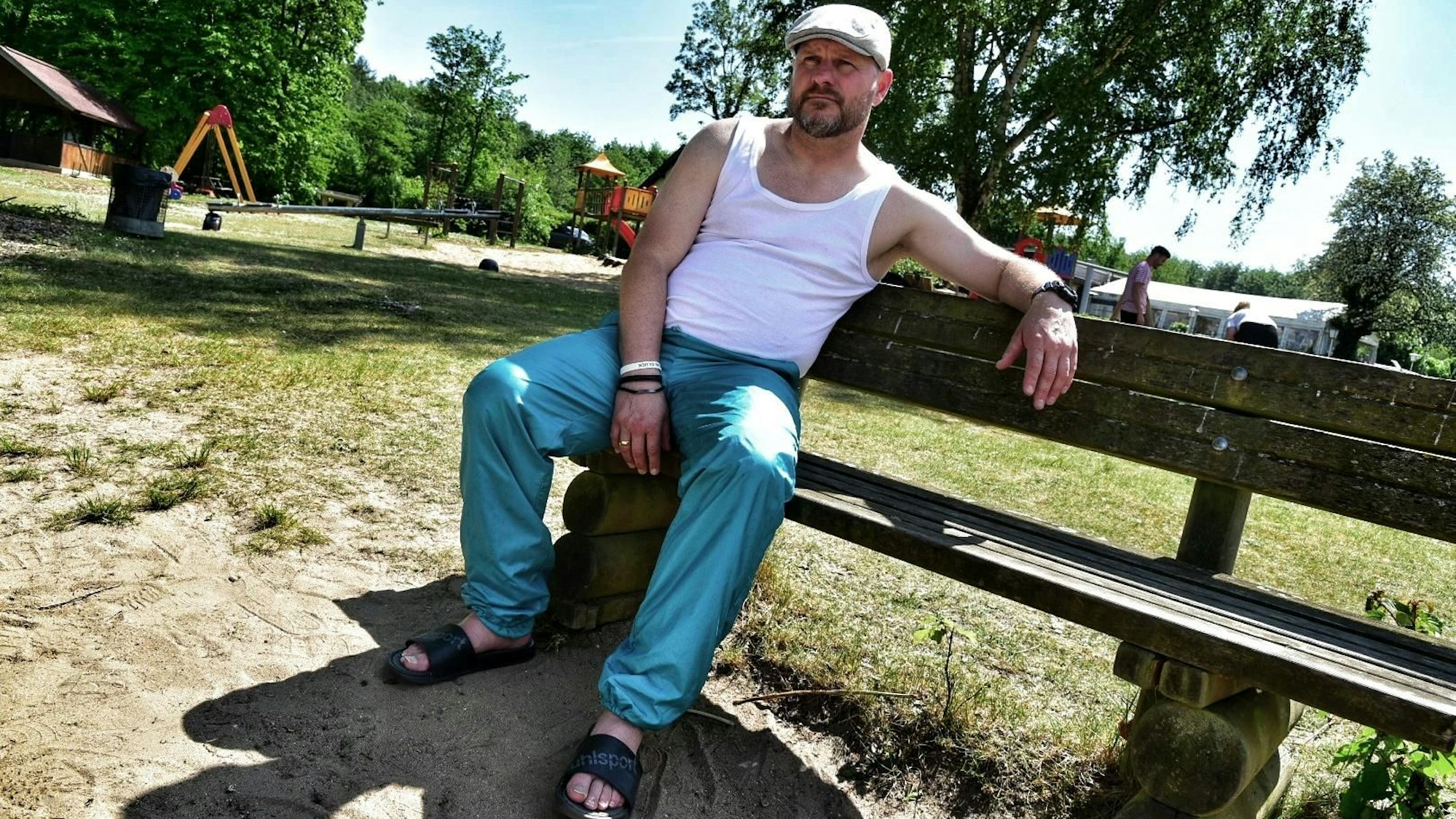 Steffen Baumgart bei den Dreharbeiten zu Geschichten aus dem Grüngürtel.