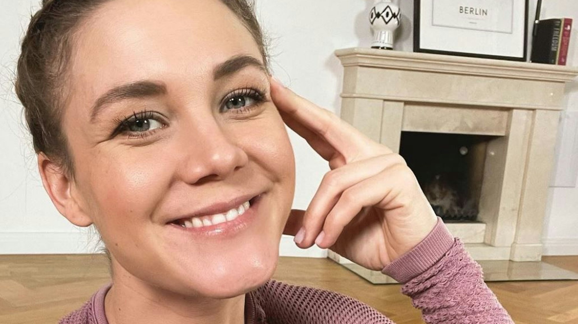 Alina Merkau hat das Selfie am 21. JANUAR 2021 auf ihrem Instagram-Kanal hochgeladen.
Foto: instagram.com/alinamerkau