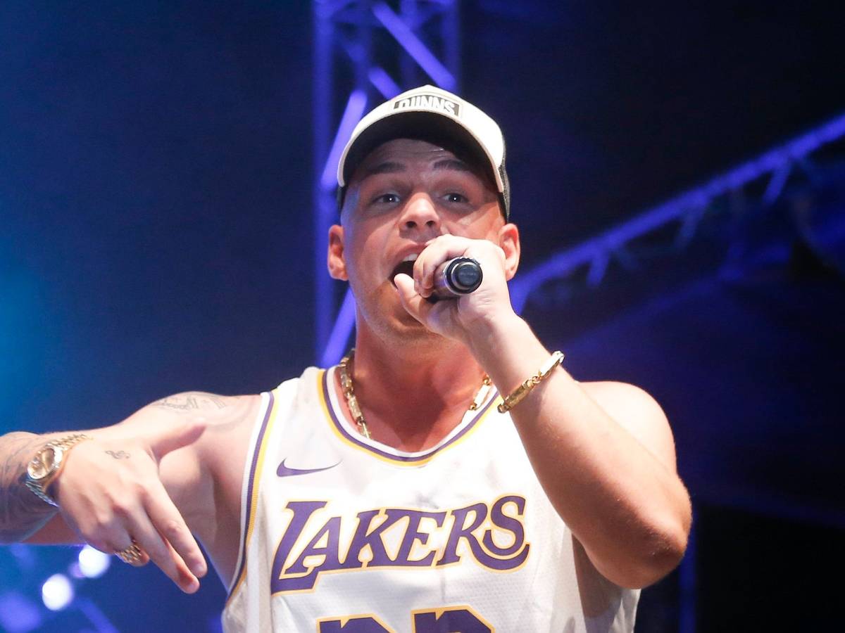 Pietro Lombardi, Sänger, tritt beim Schlager-Olymp Open Air im Freizeit- und Erholungspark Berlin Lübars auf.