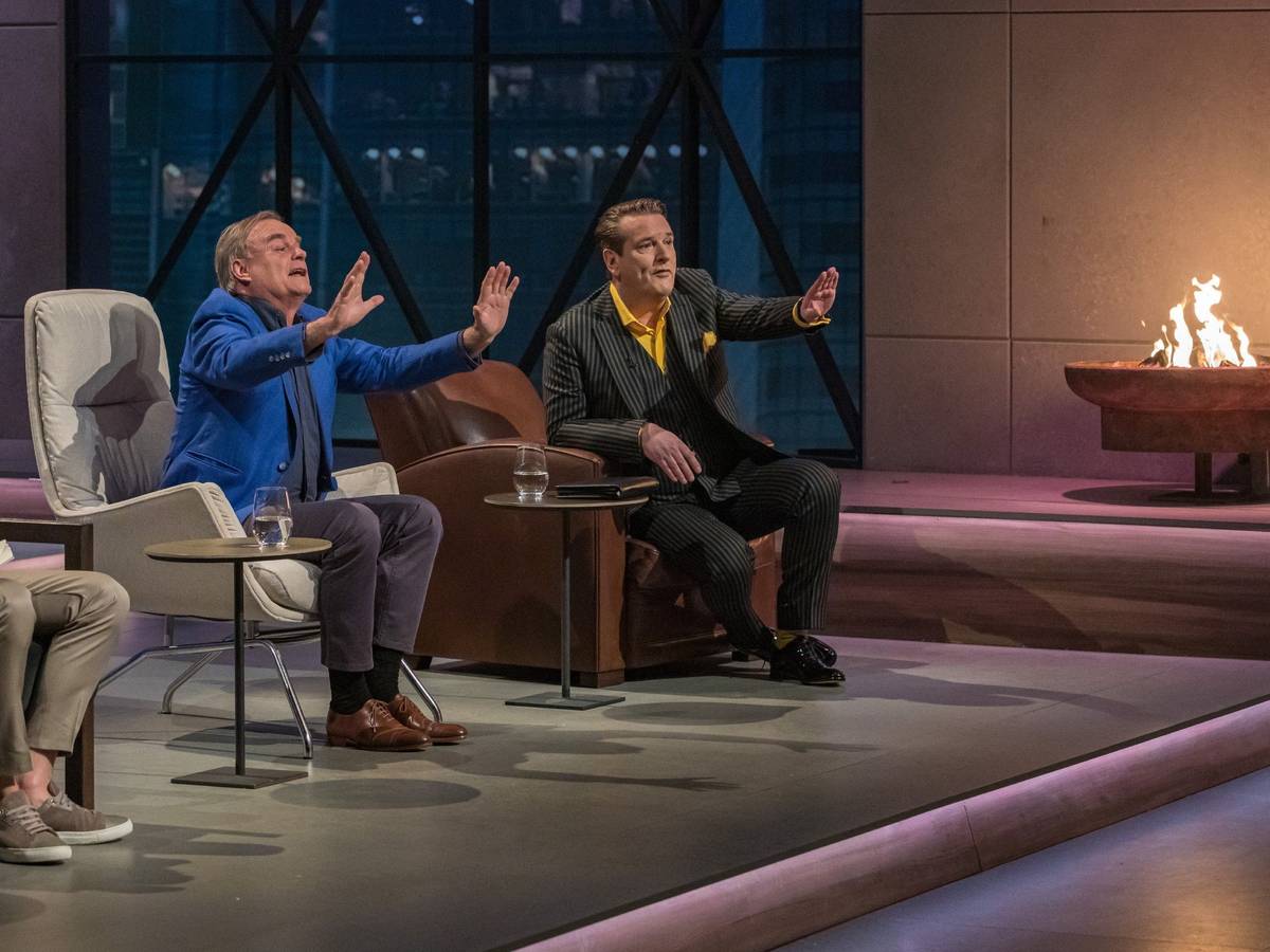 Georg Kofler und Ralf Dümmel (v.l.) gestikulieren in der neuen Ausgabe von Höhle der Löwen