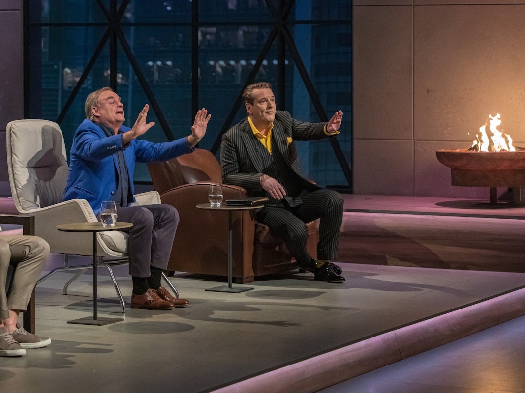 Georg Kofler und Ralf Dümmel (v.l.) gestikulieren in der neuen Ausgabe von Höhle der Löwen