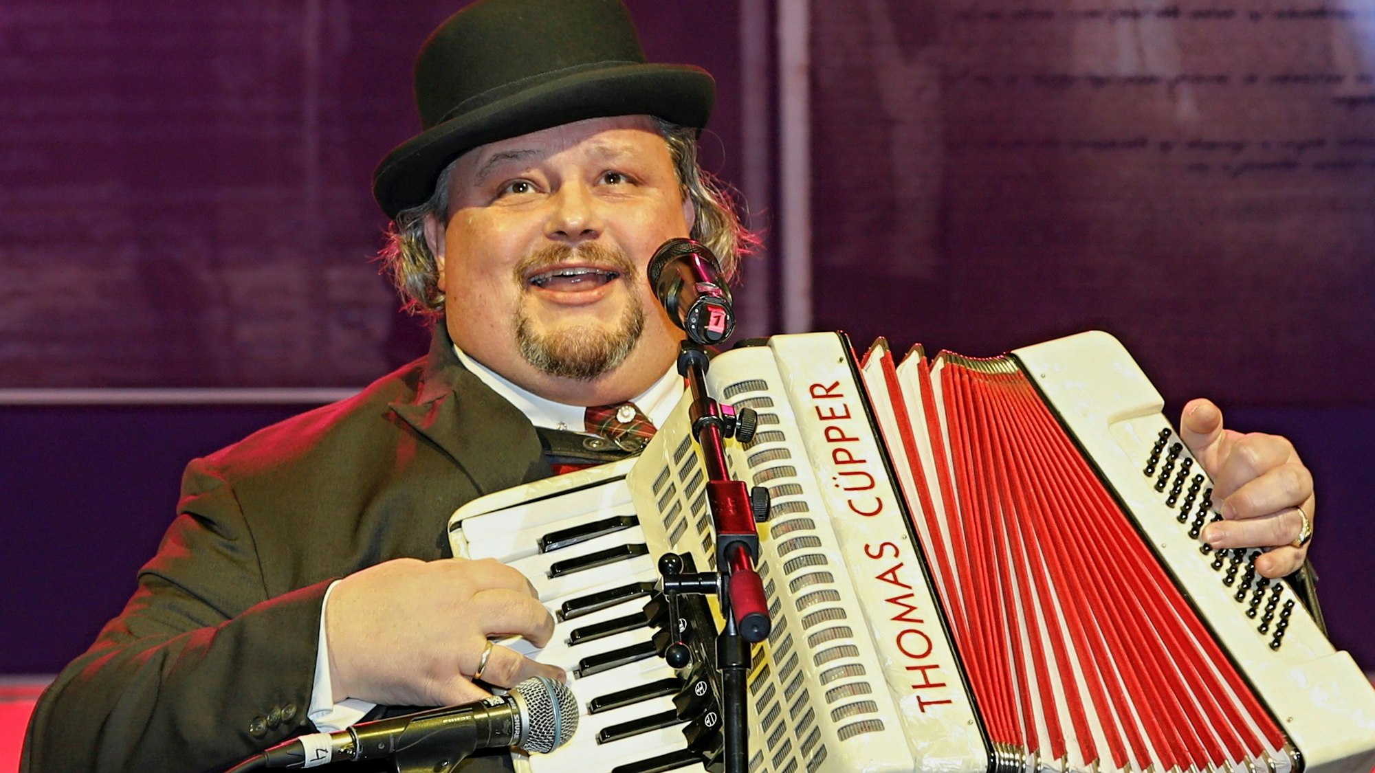 Köln Moderator Thomas Cüpper macht es wie Willy Millowitsch Express