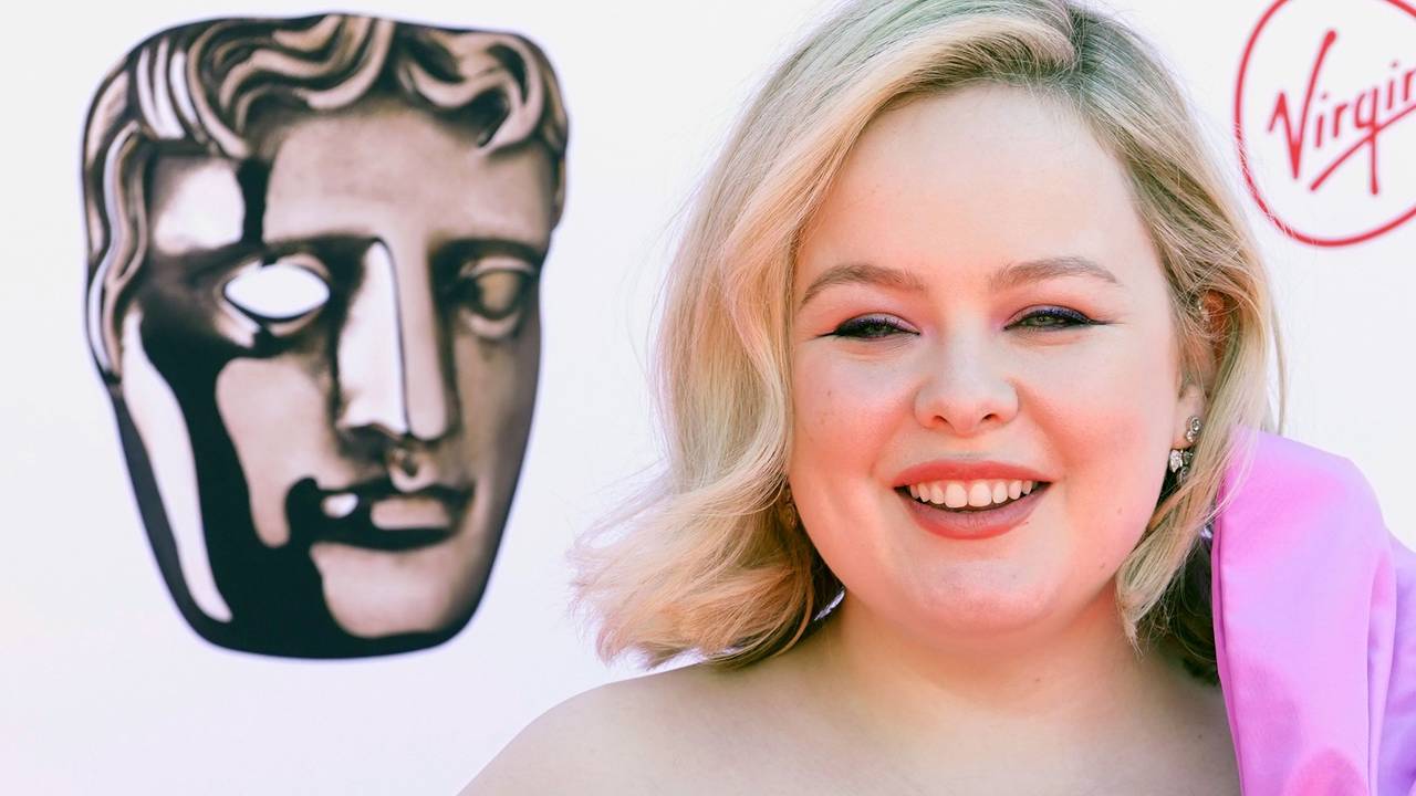 „Bridgerton“ ist ein Hit auf Netflix: Nicola Coughlan spielt Penelope Featherington in der romantischen Serie, die nun in die dritte Staffel geht. Das Foto zeigt Coughlan im Mai 2022.