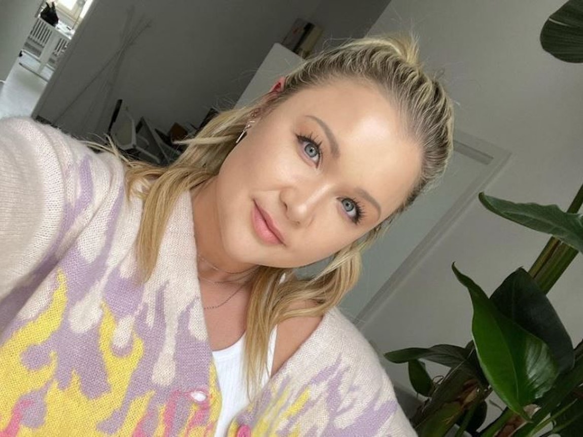 Sophia Thiel (hier ein Selfie auf Instagram vor dem Rückfall) hat sich nach einer langen Auszeit zurückgemeldet.