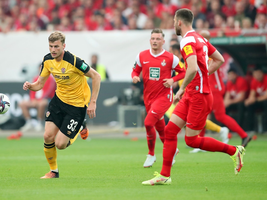 Im Relegations-Hinspiel traf der 1. FC Kaiserslautern auf Dynamo Dresden.