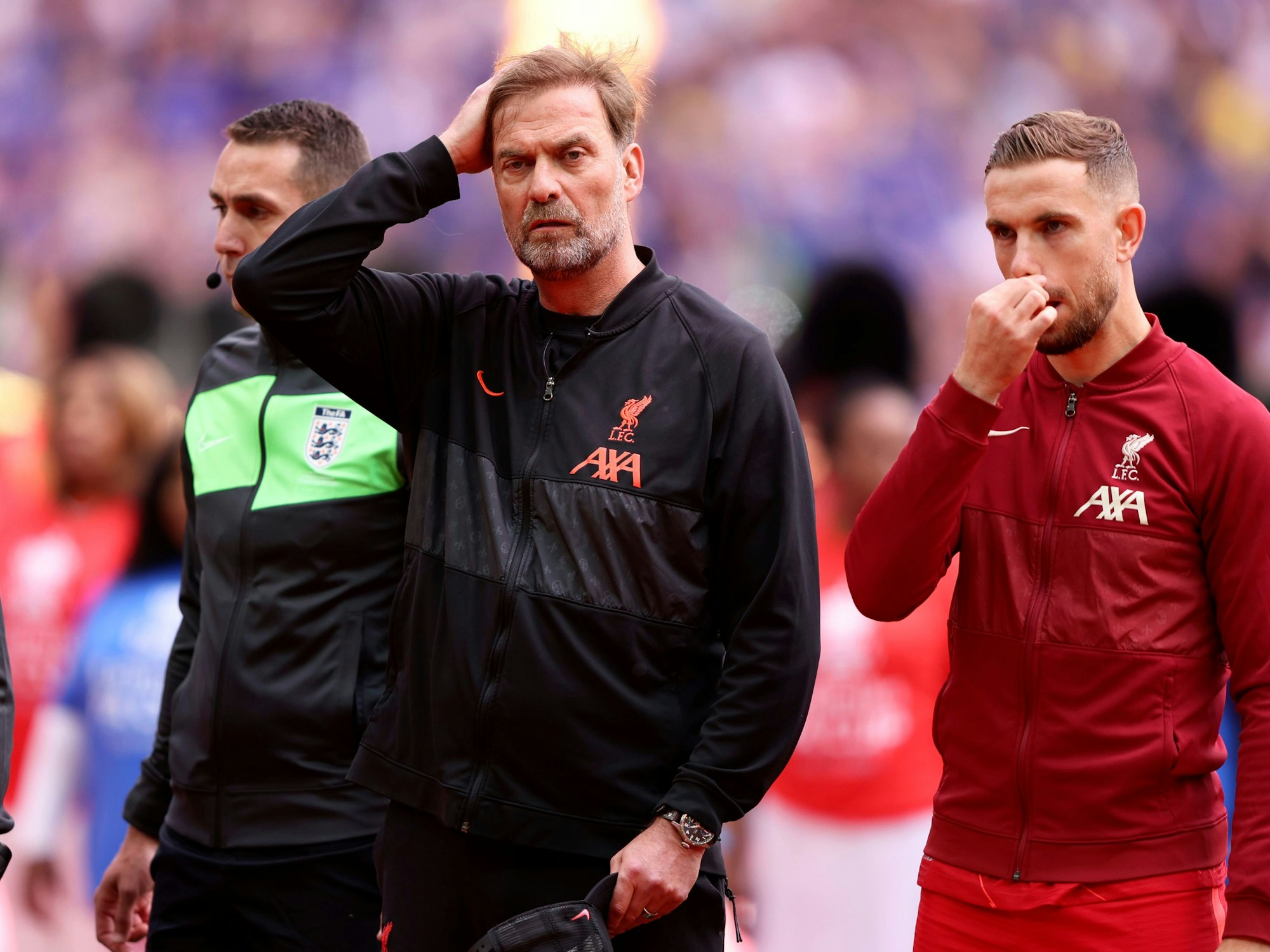 Anpsannung vor dem FA-Cup-Finale gegen den FC Chelsea im Wembley-Stadion: Jürgen Klopp und Jordan Henderson vom FC Liverpool.