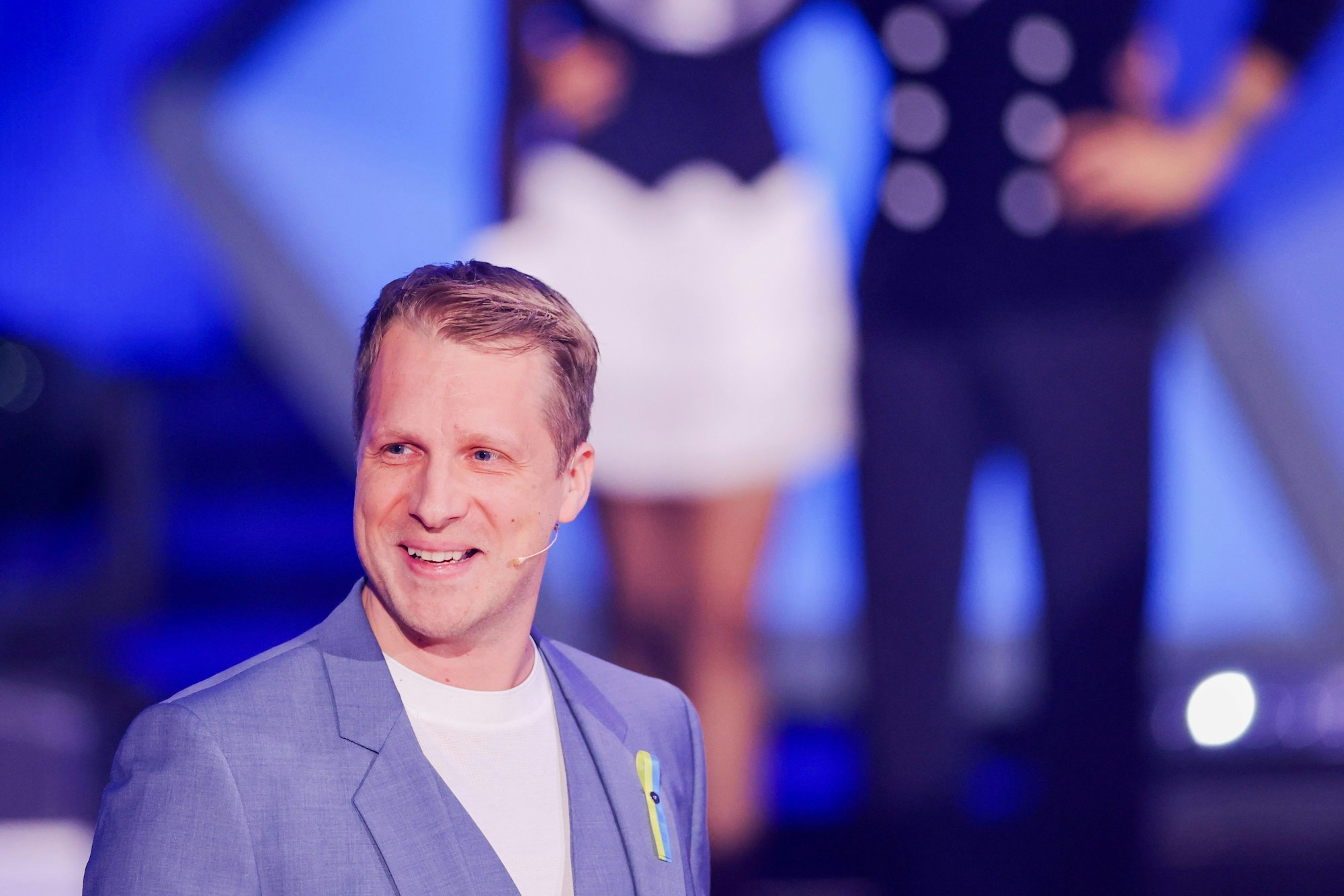 Der Comedian Oliver Pocher (hier bei „Let's Dance“) kann es nicht lassen: Er stichelt gegen Bibi Claßen und Julian.