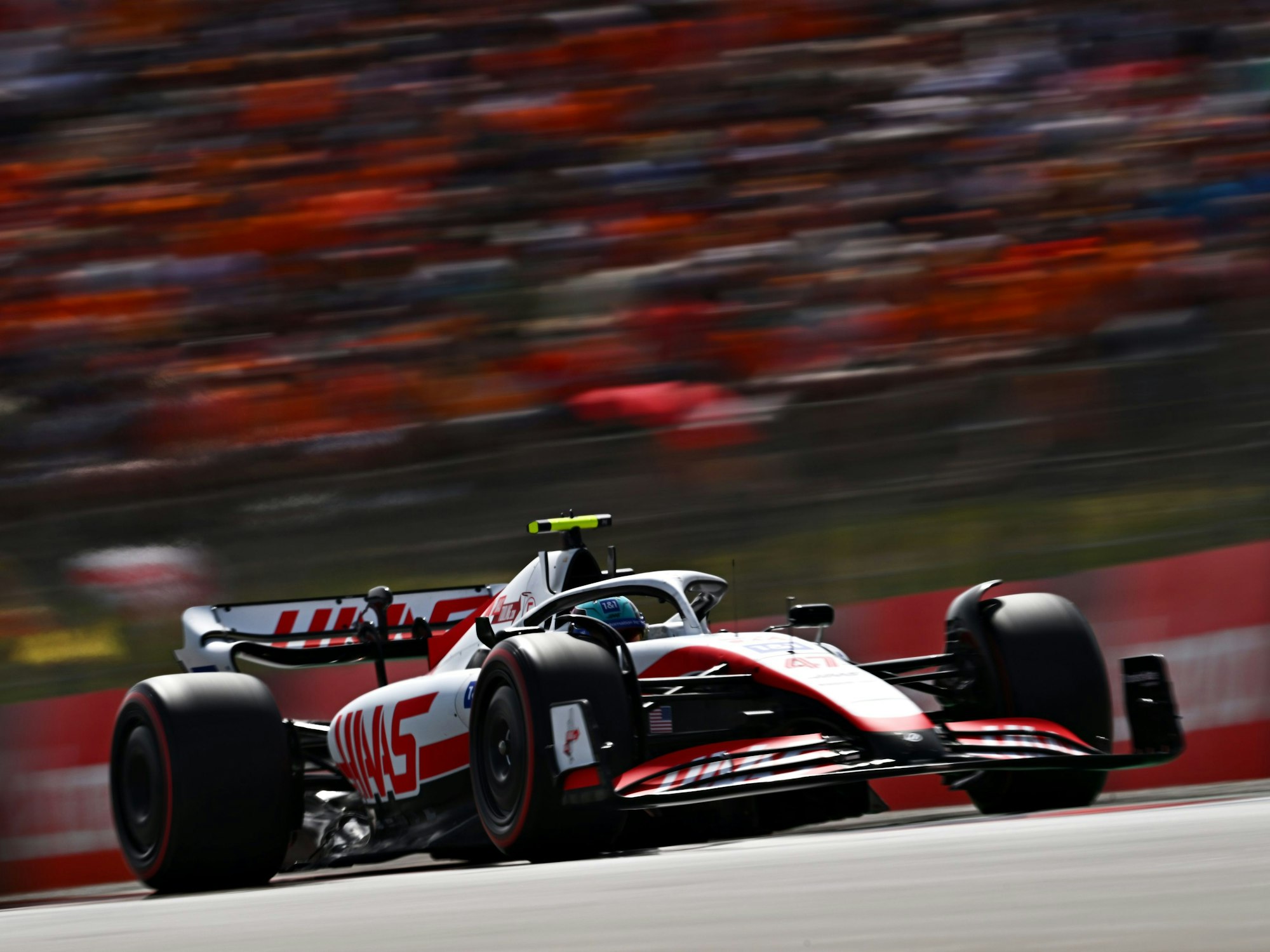 Mick Schumacher in seinem Haas auf der Strecke.