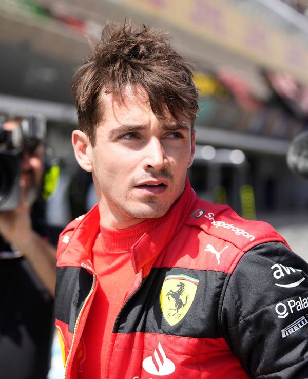 Charles Leclerc in der Boxengasse.