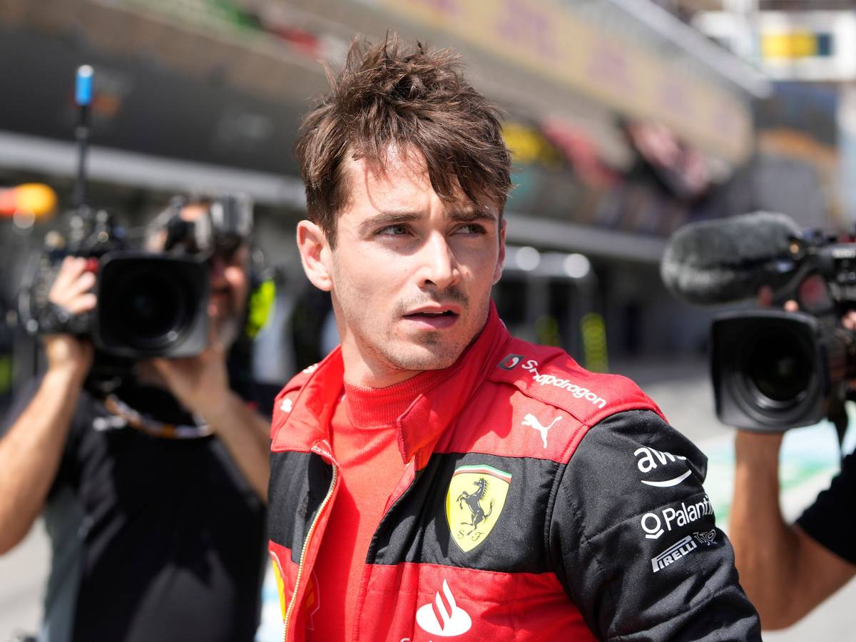 Charles Leclerc in der Boxengasse.
