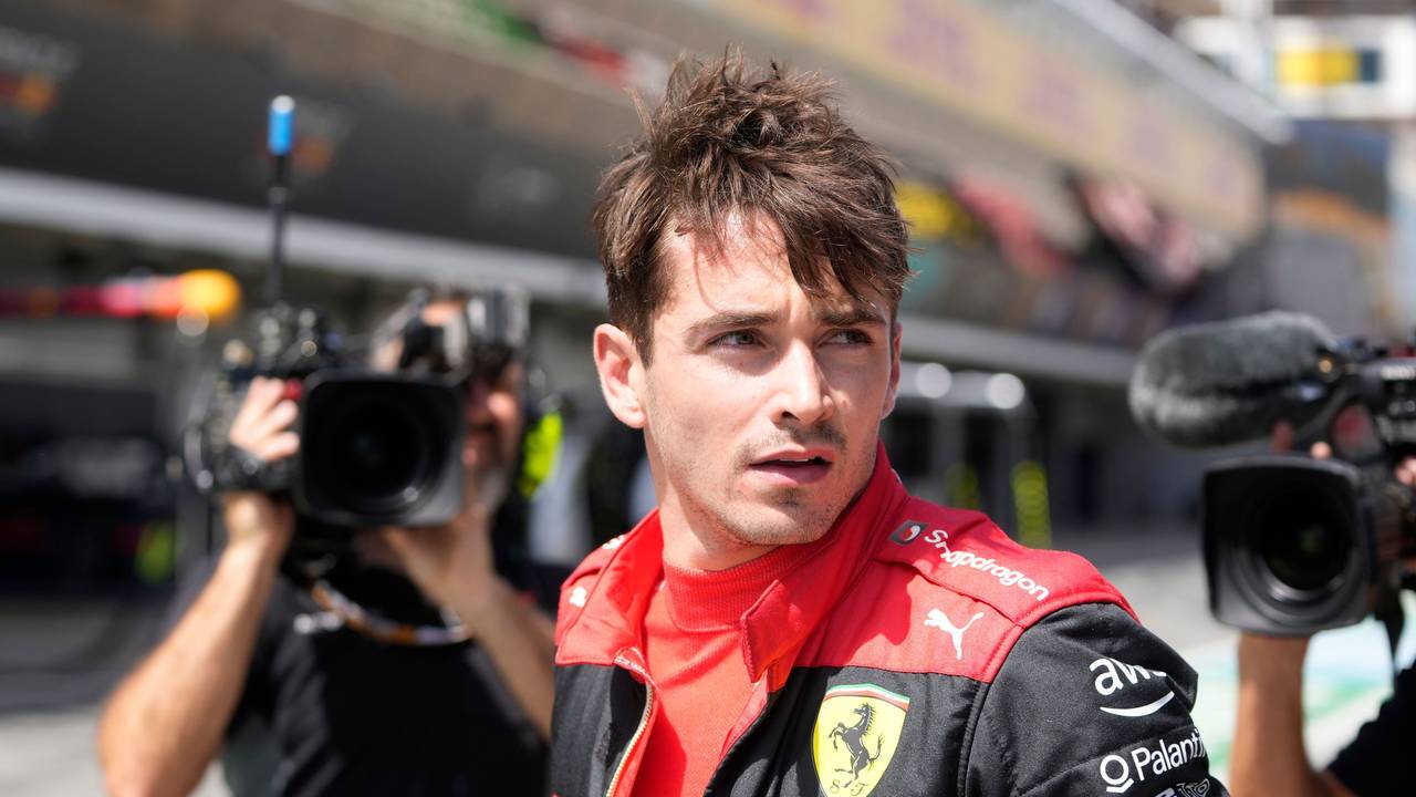 Charles Leclerc in der Boxengasse.
