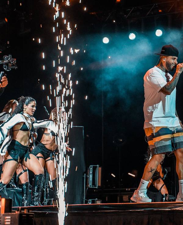 Nicky Jam auf der Bühne der LANXESS Arena