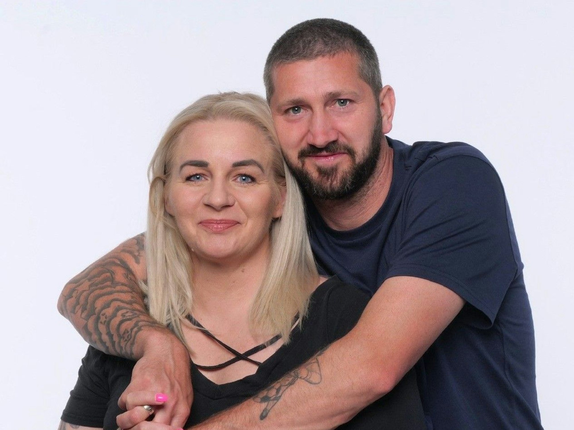 Sascha Mölders und Ivonne sind im „Sommerhaus der Stars“ wohl die Exoten.