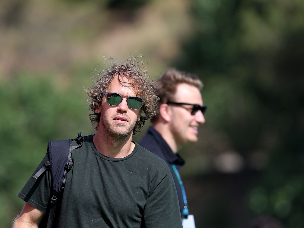 Aston-Martin-Pilot Sebastian Vettel, hier am 20. Mai 2022 vor dem dritten, freien Training beim GP von Spanien, wurde nach dem Rennen überfallen