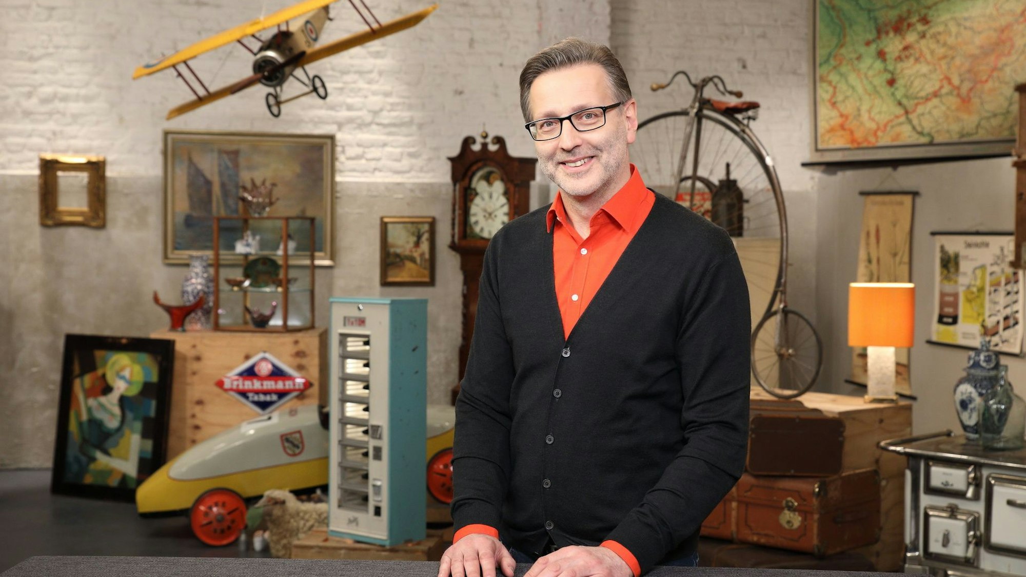 „Bares für Rares“-Experte Detlev Kümmel packte auf Instagram über eine Jugendsünde aus.