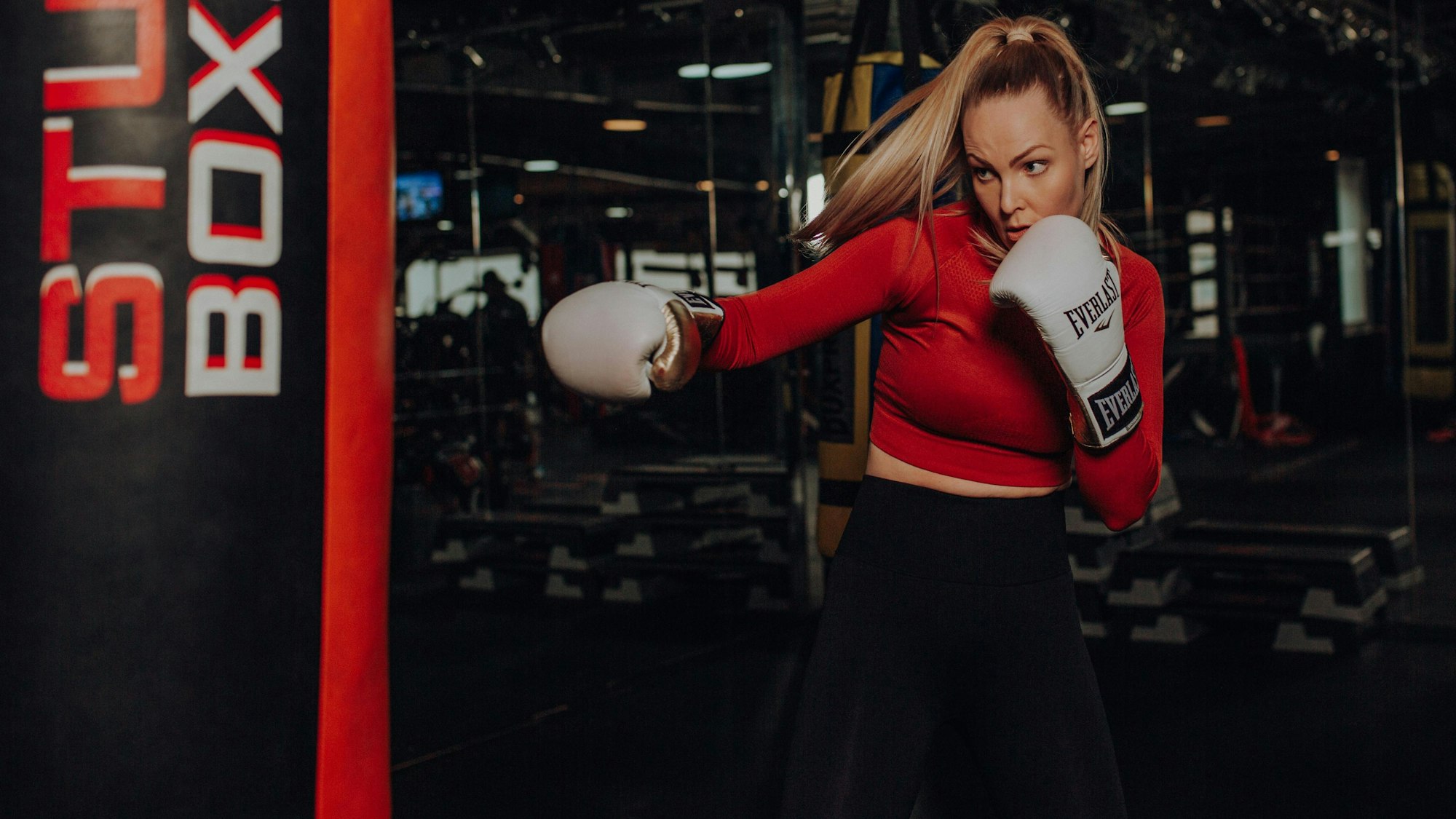 Die Kölner Boxerin Hanna Hansen beim Training.