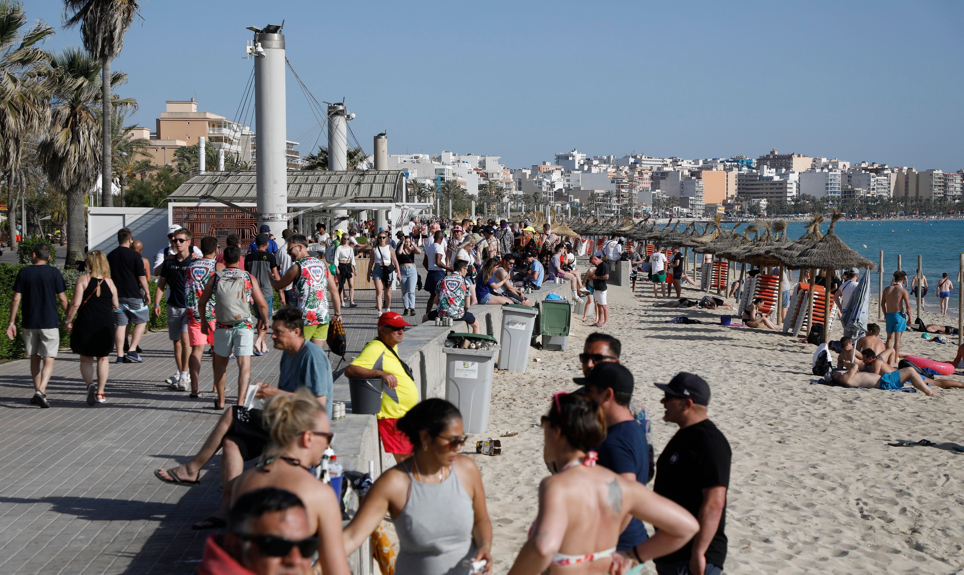 elfbar elfa master akku Wo darf ich auf Mallorca überhaupt noch rauchen? main image 0