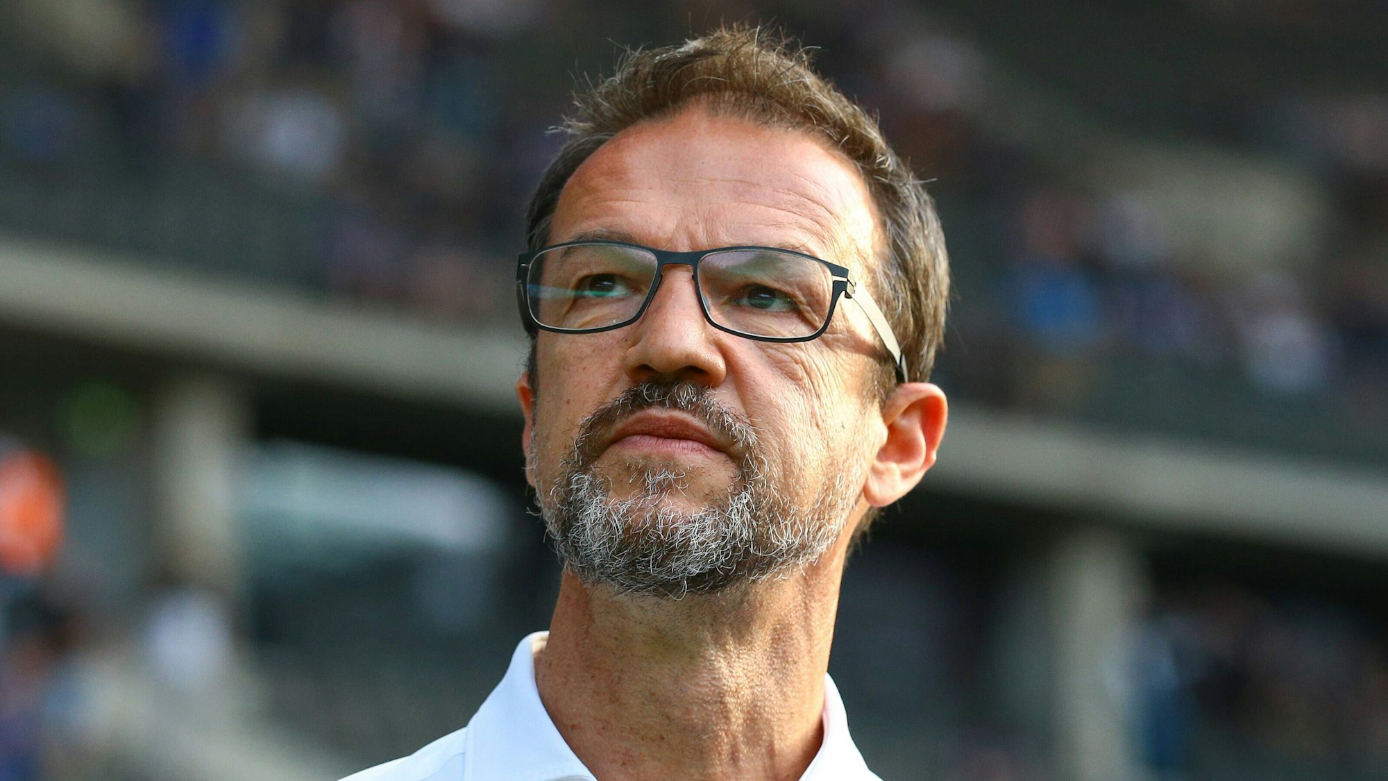 Fredi Bobic steht im Berliner Olympia-Stadion