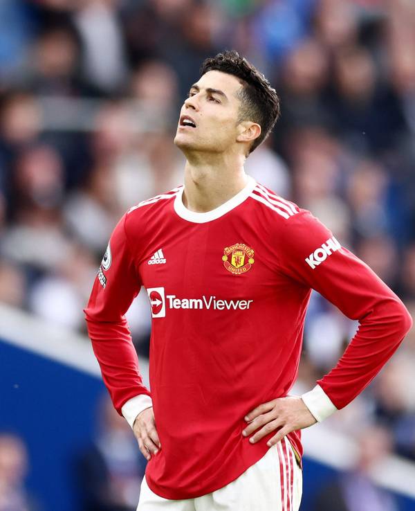 Bei der 0:4-Niederlage gegen Brighton & Hove Albion ist Cristiano Ronaldo mit der Leistung seiner Mannschaft nicht zufrieden.