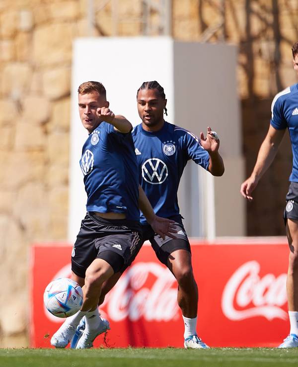 Die Nationalspieler bei einem Trainingsspiel in Marbella.